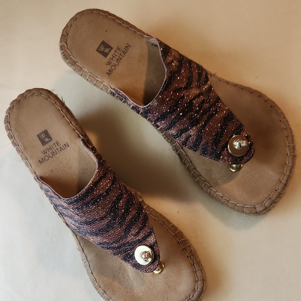 White Mountain Beachball Brown & Black Sparkle Wedge Sandals Size 7.5